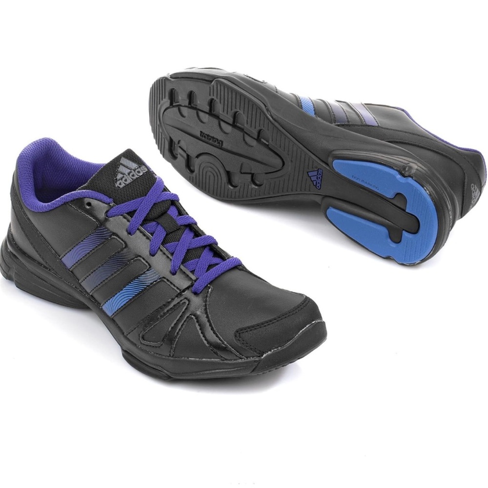 Adidas Sumbrah 2 G95812 Ladies Indoor Soccer Shoes size 7.5